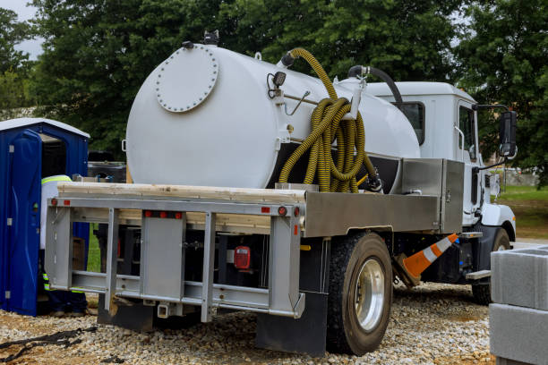 Best Best portable toilet rental  in West Ishpeng, MI