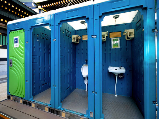 Best Construction site porta potty rental  in West Ishpeng, MI